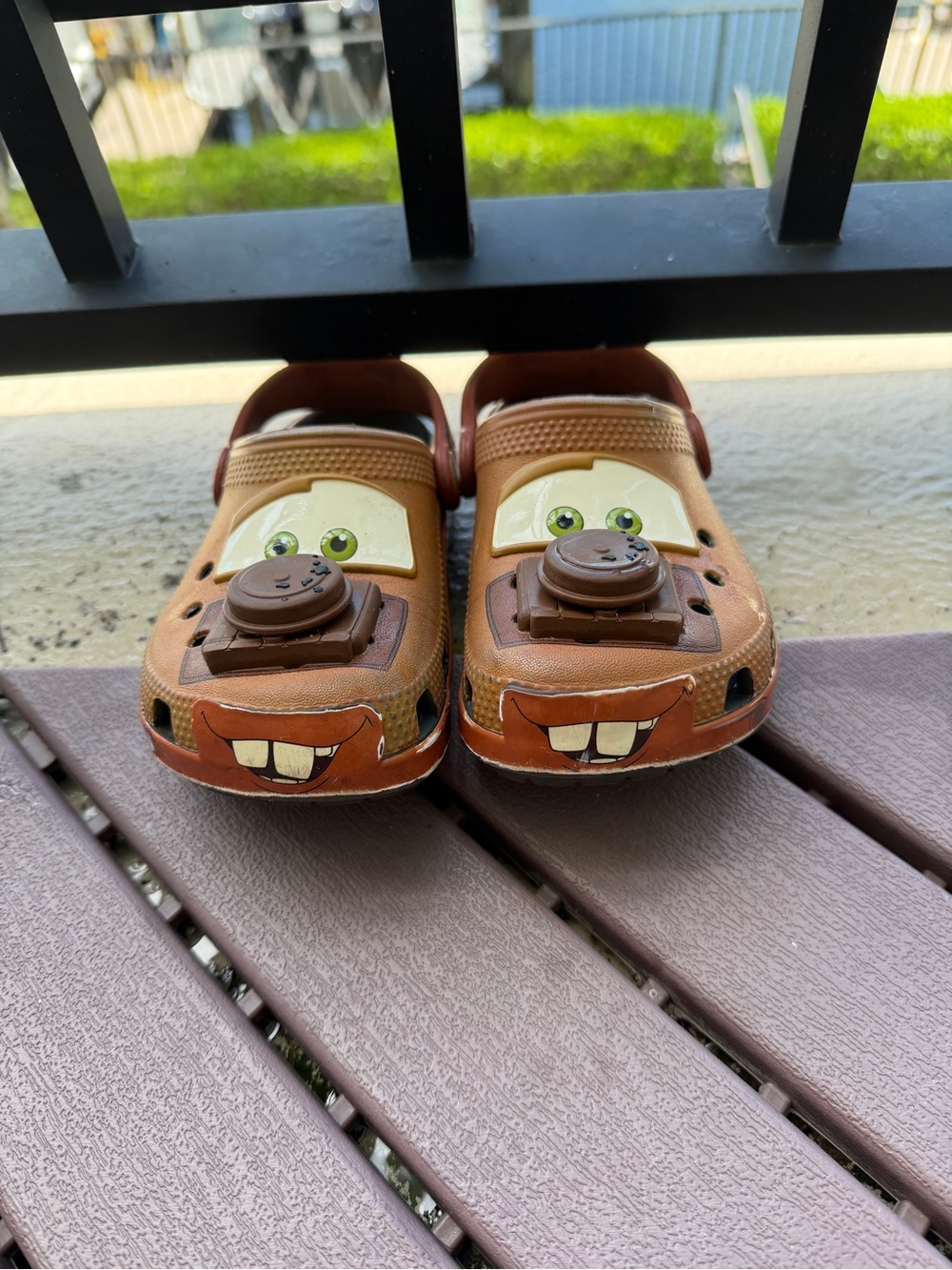 Pair of Disney Cars CROCS - Picture 8 of 12